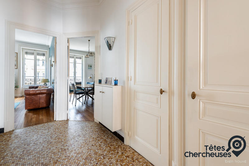 Appartement - 90 m² - 4 pièces