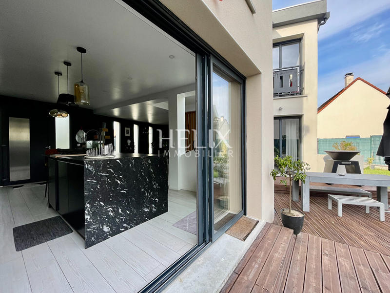 Maison - 188 m² - 5 pièces