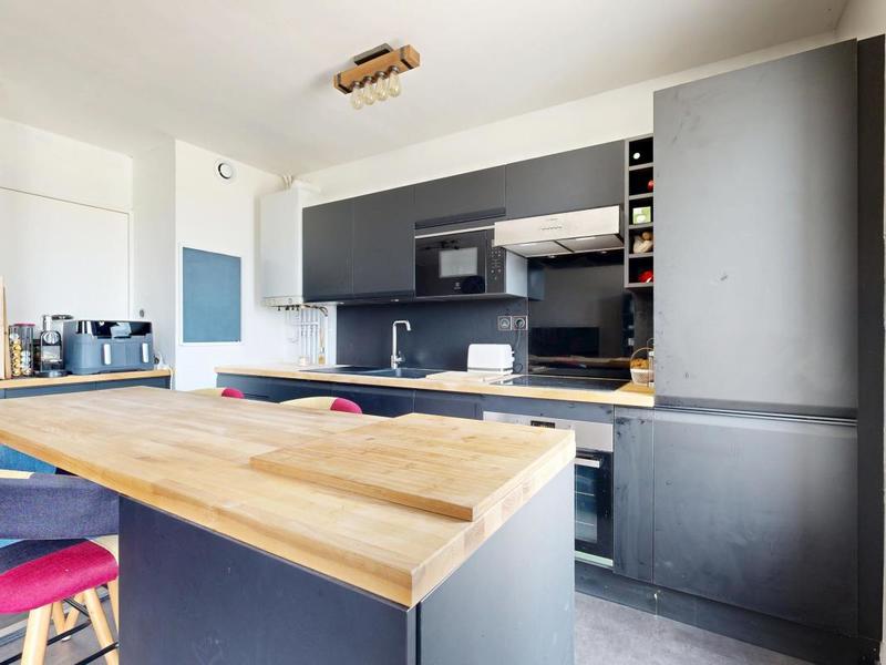 Appartement - 64 m² - 3 pièces