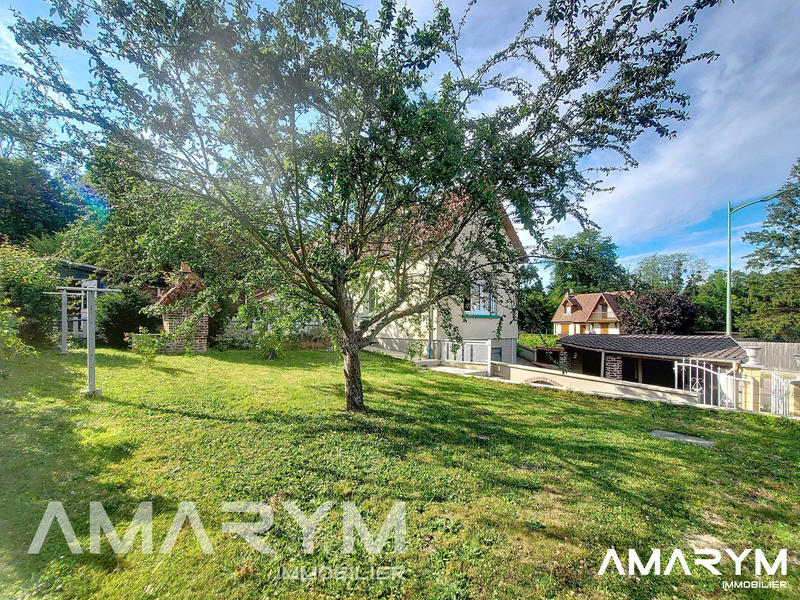 Maison - 85 m² - 5 pièces