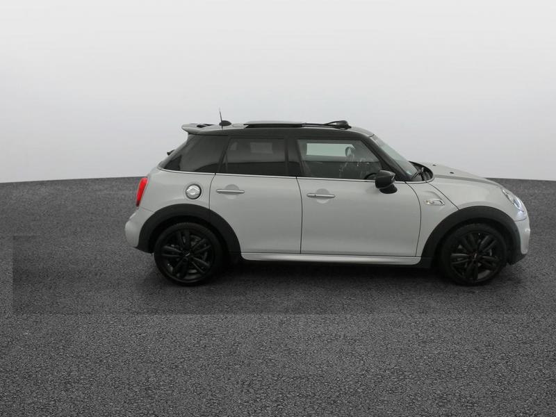 Mini 5 portes Hatch F55 Lci Cooper s 192 ch Bva7 Finition John Works
