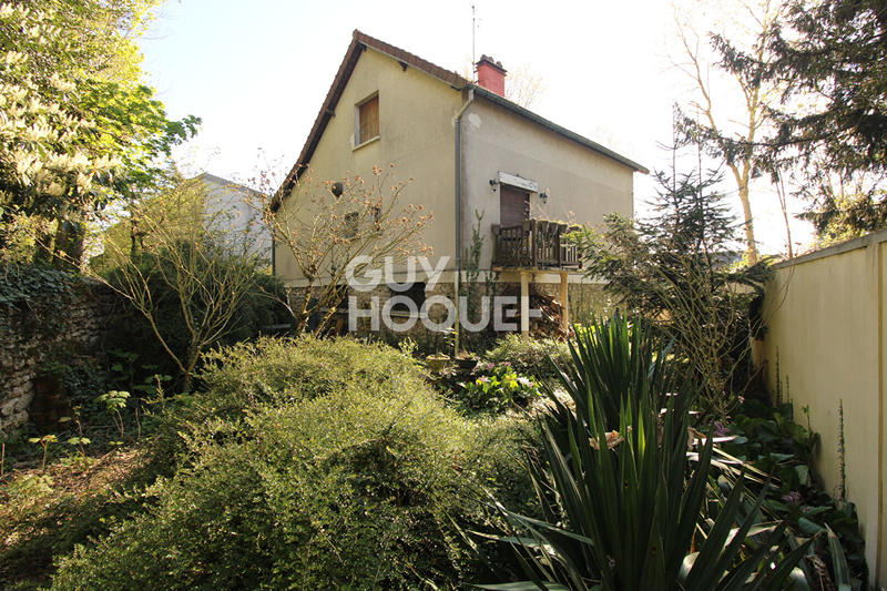 Maison - 184 m² - 8 pièces