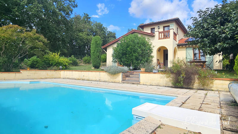 Maison traditionnelle - 113 m² - 5 pièces