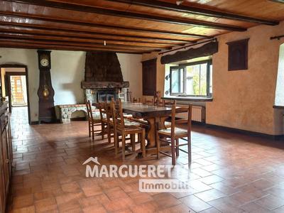 Ferme - 213 m² - 8 pièces