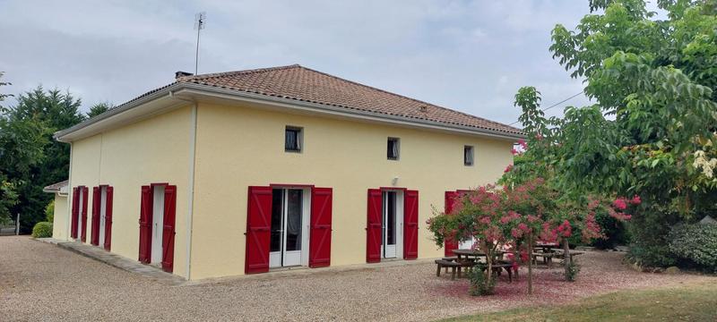 Maison - 339 m² - 8 pièces