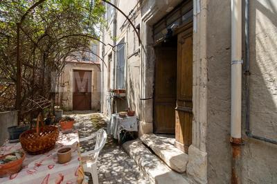 Immeuble - 219 m² - 15 pièces