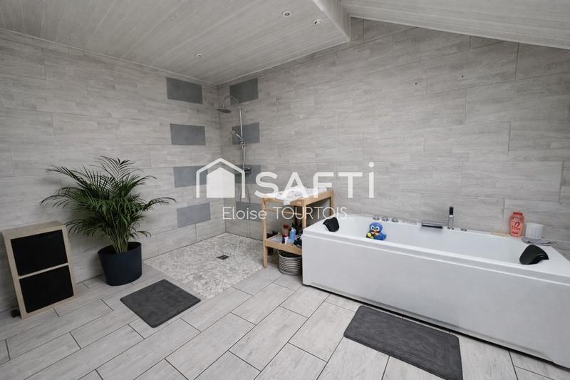 Maison - 163 m² - 5 pièces