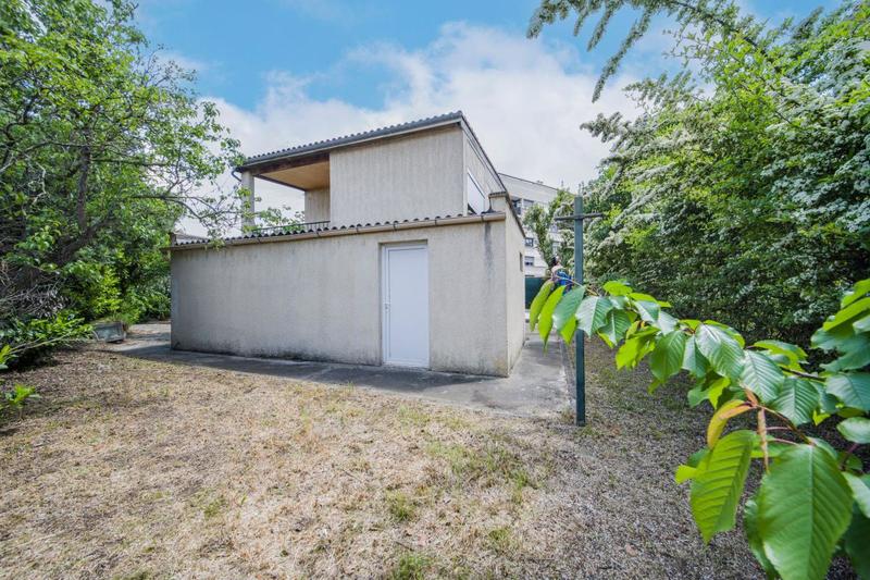 Maison - 110 m² - 6 pièces