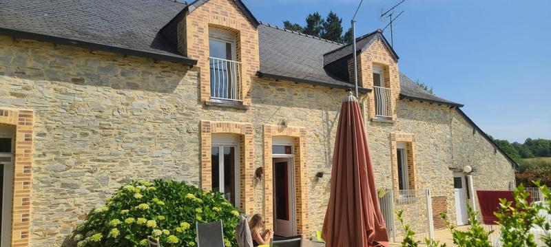 Propriété - 320 m² - 13 pièces