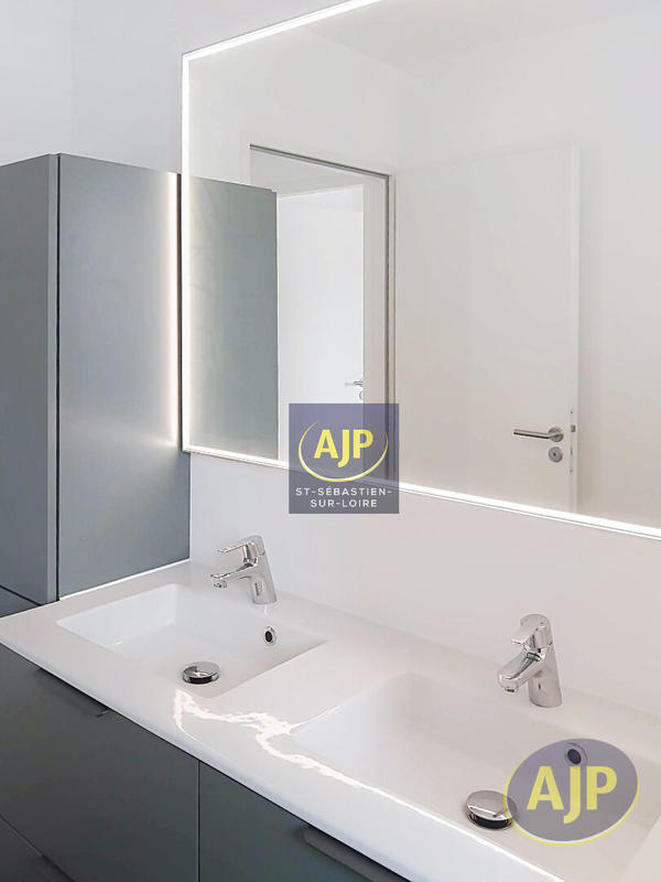 Maison - 99 m² - 4 pièces