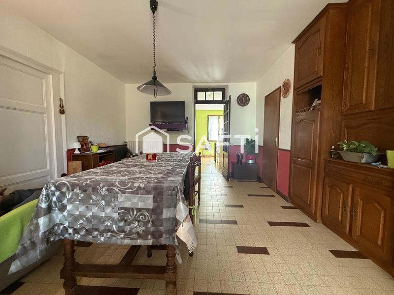 Maison - 205 m² - 9 pièces