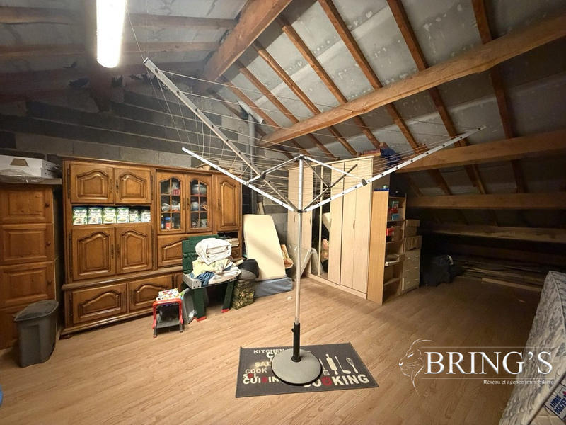 Maison - 273 m² - 7 pièces