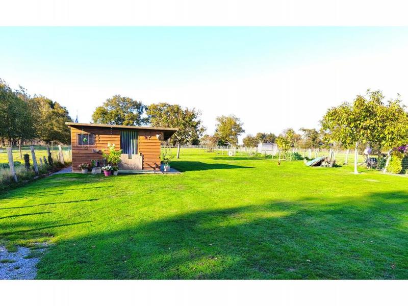 Propriété - 184 m² - 8 pièces