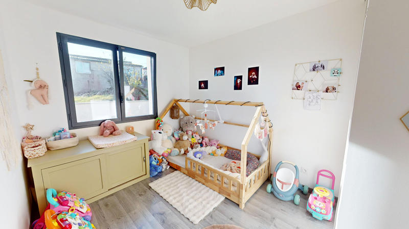 Maison - 185 m² - 7 pièces