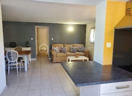 Villa - 200 m² - 10 pièces