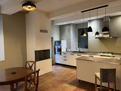 Propriété - 256 m² - 5 pièces