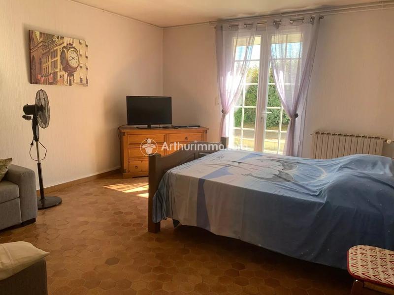 Maison - 266 m² - 8 pièces