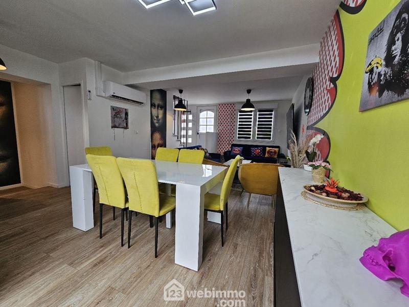 Maison - 100 m² - 6 pièces