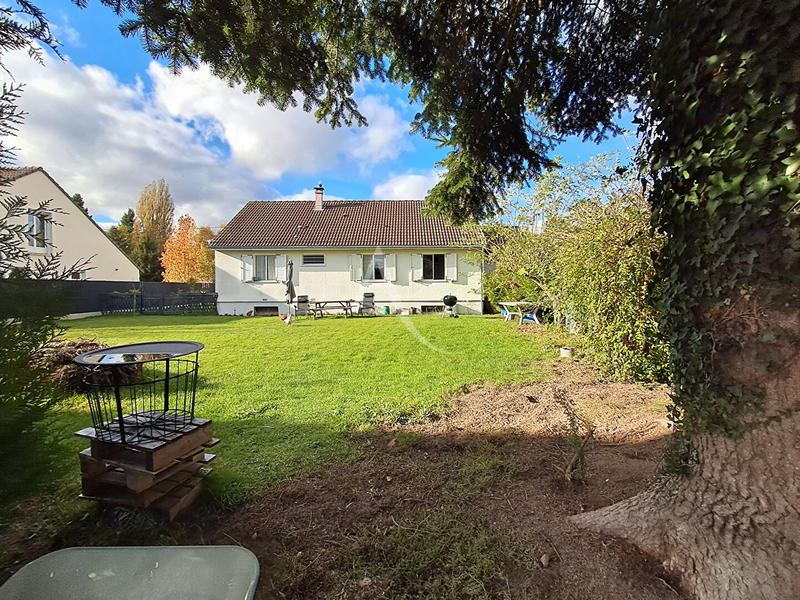Maison - 96 m² - 4 pièces