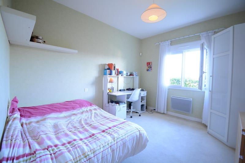 Maison - 229 m² - 8 pièces