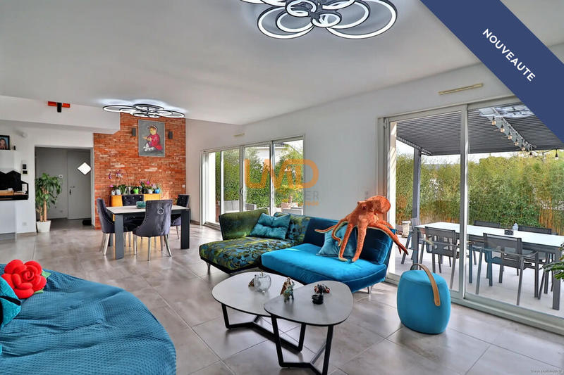 Villa - 171 m² - 8 pièces