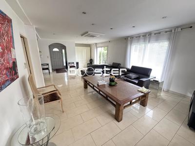 Maison ancienne - 197 m² - 5 pièces