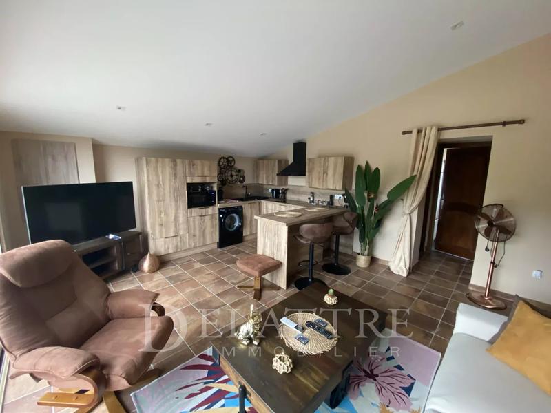 Villa - 190 m² - 9 pièces