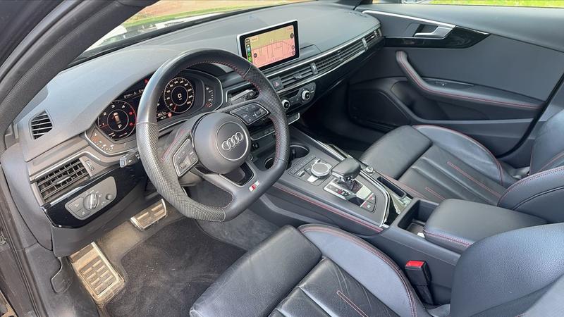 Audi A4 Avant 2.0 Tdi 150 s-Tronic7 s line