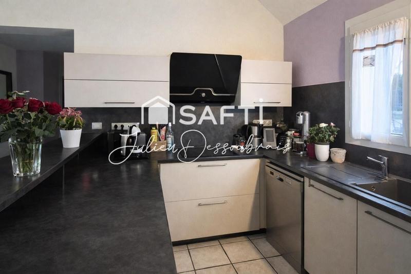 Maison - 171 m² - 6 pièces