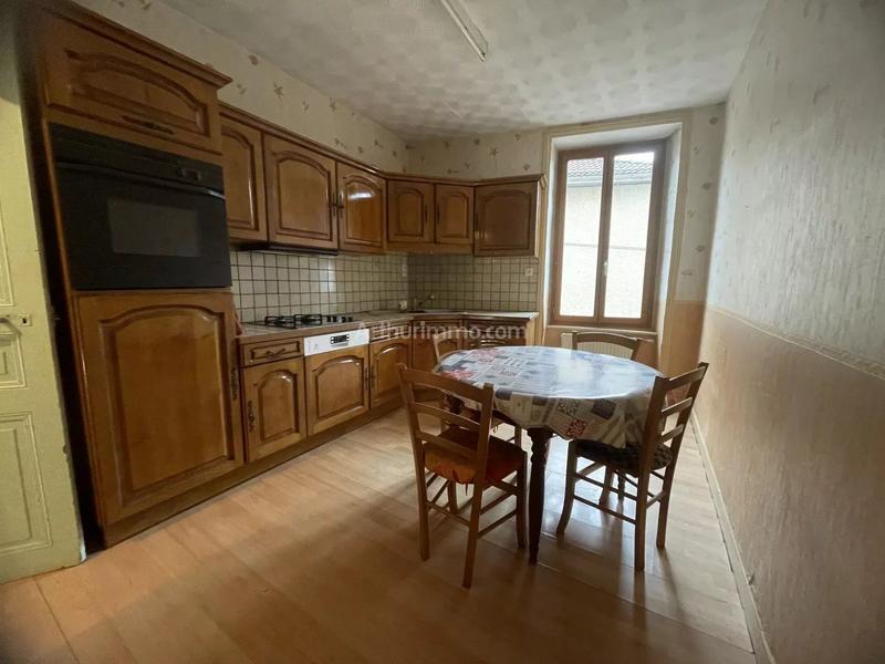 Maison - 220 m² - 12 pièces