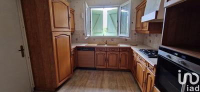 Maison - 90 m² - 4 pièces