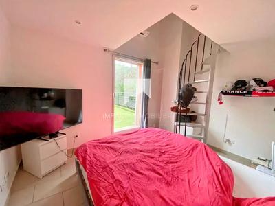 Maison - 170 m² - 5 pièces