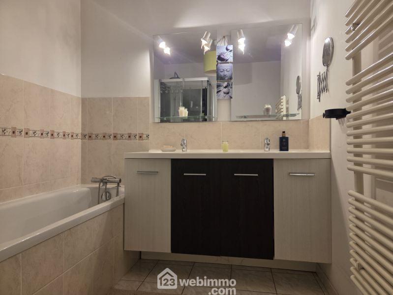 Maison - 102 m² - 5 pièces