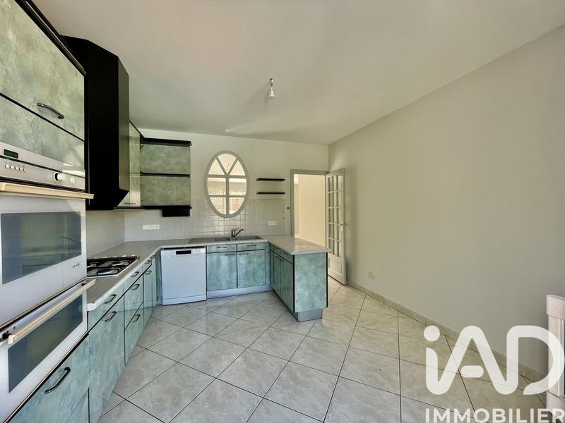 Maison - 140 m² - 6 pièces