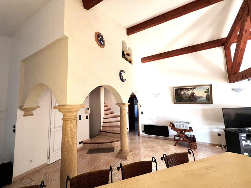 Maison - 136 m² - 4 pièces