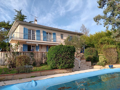 Maison - 148 m² - 7 pièces