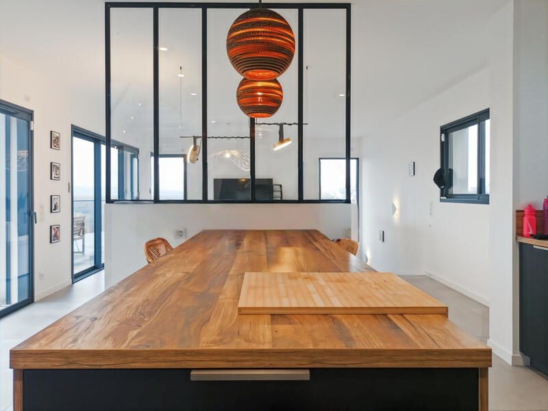 Maison - 170 m² - 5 pièces