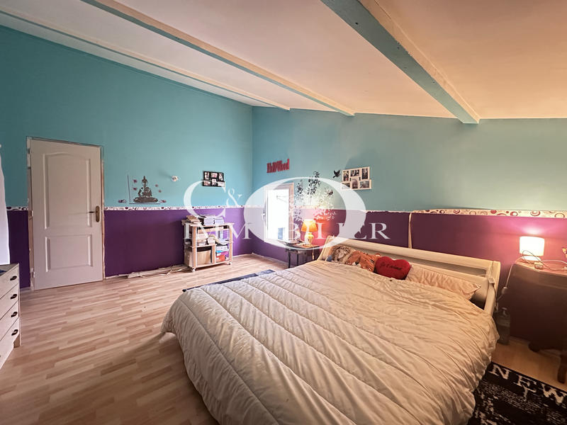 Maison - 183 m² - 6 pièces