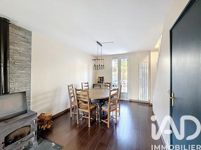 Maison - 157 m² - 8 pièces