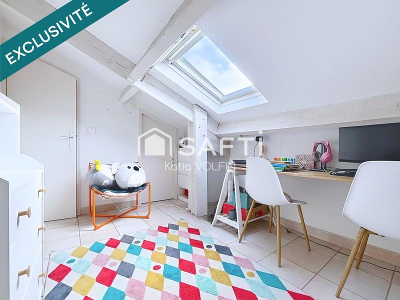 Maison - 230 m² - 8 pièces