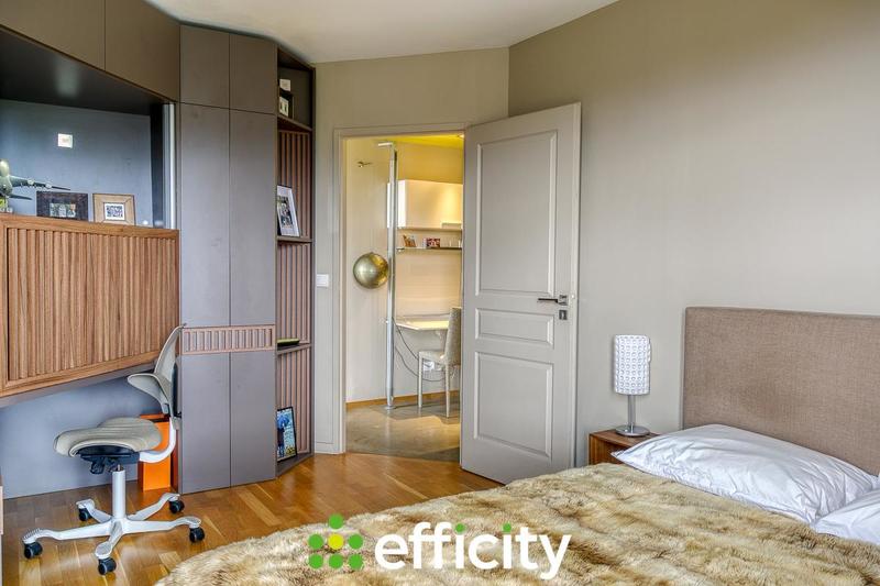 Appartement - 111 m² - 4 pièces