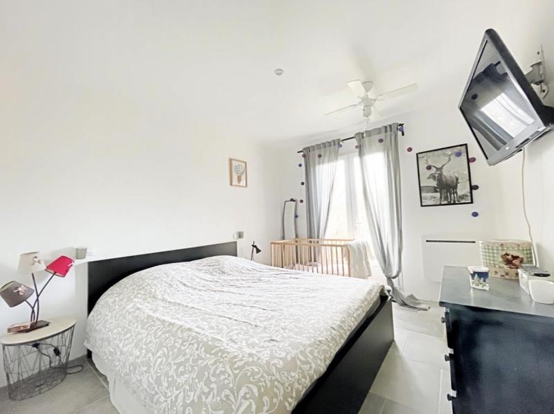 Villa - 80 m² - 3 pièces