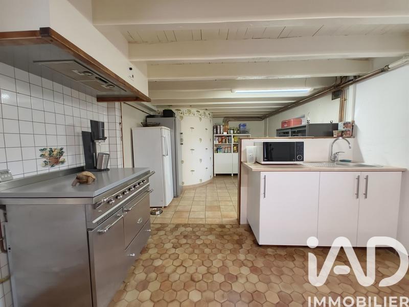 Maison - 211 m² - 6 pièces