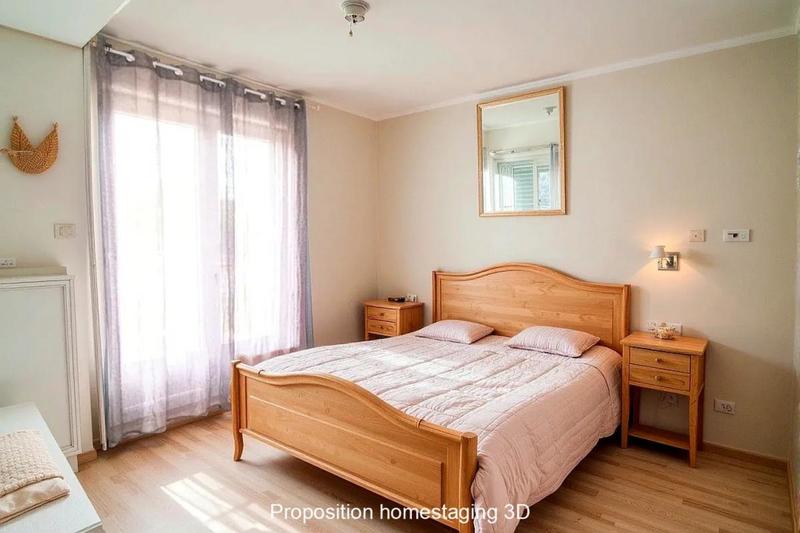 Maison - 220 m² - 8 pièces