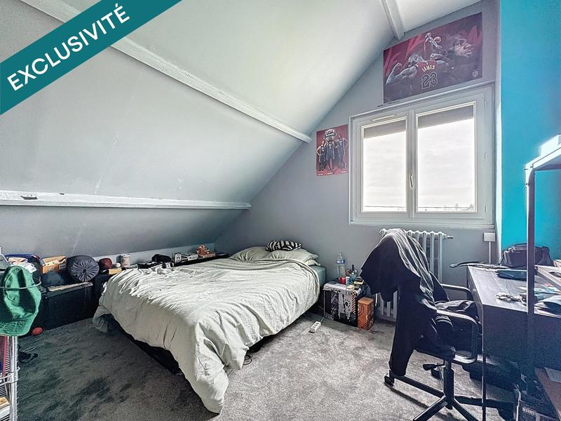 Maison - 165 m² - 9 pièces