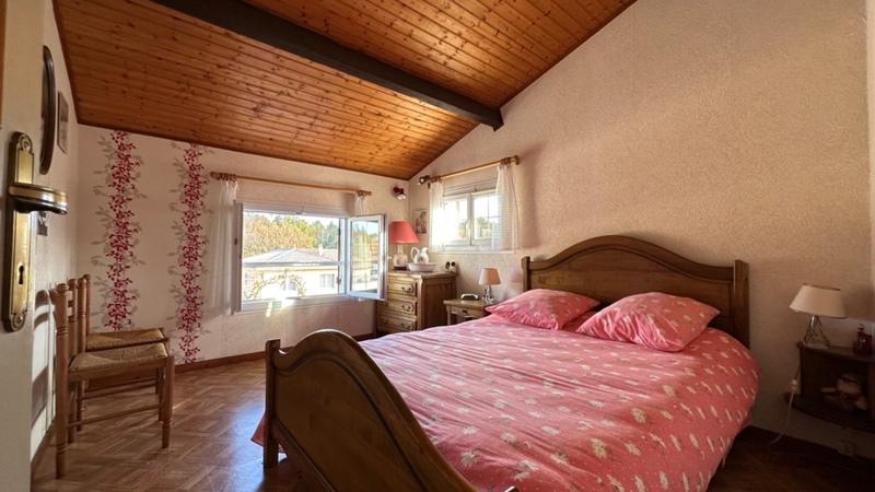 Maison - 162 m² - 6 pièces