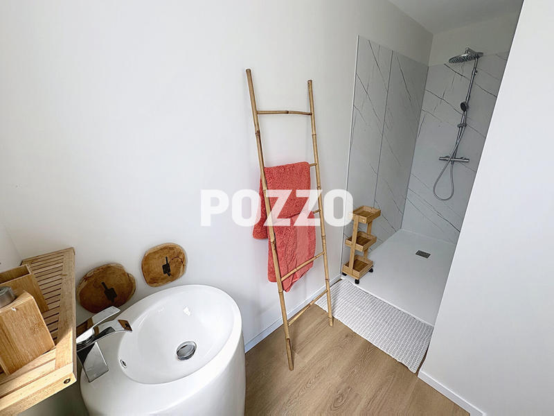 Maison - 158 m² - 6 pièces