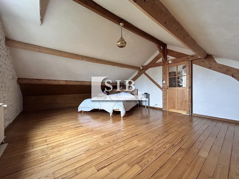 Maison - 96 m² - 4 pièces