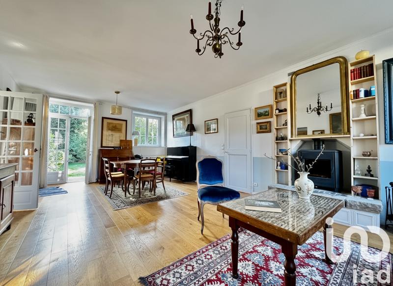 Maison - 143 m² - 7 pièces