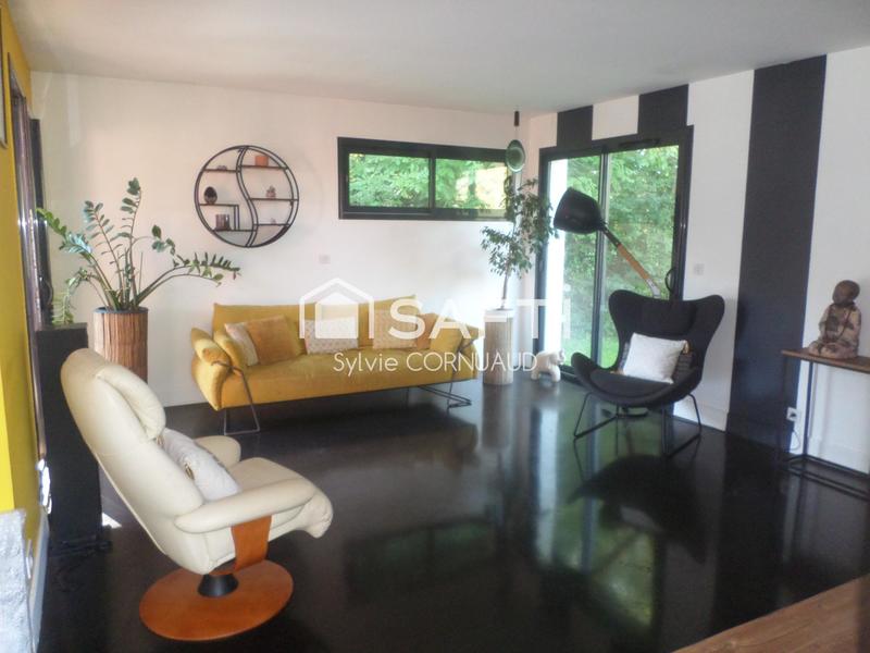 Maison - 142 m² - 5 pièces